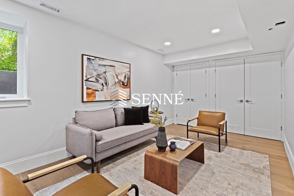 27 Winslow St, West Cambridge