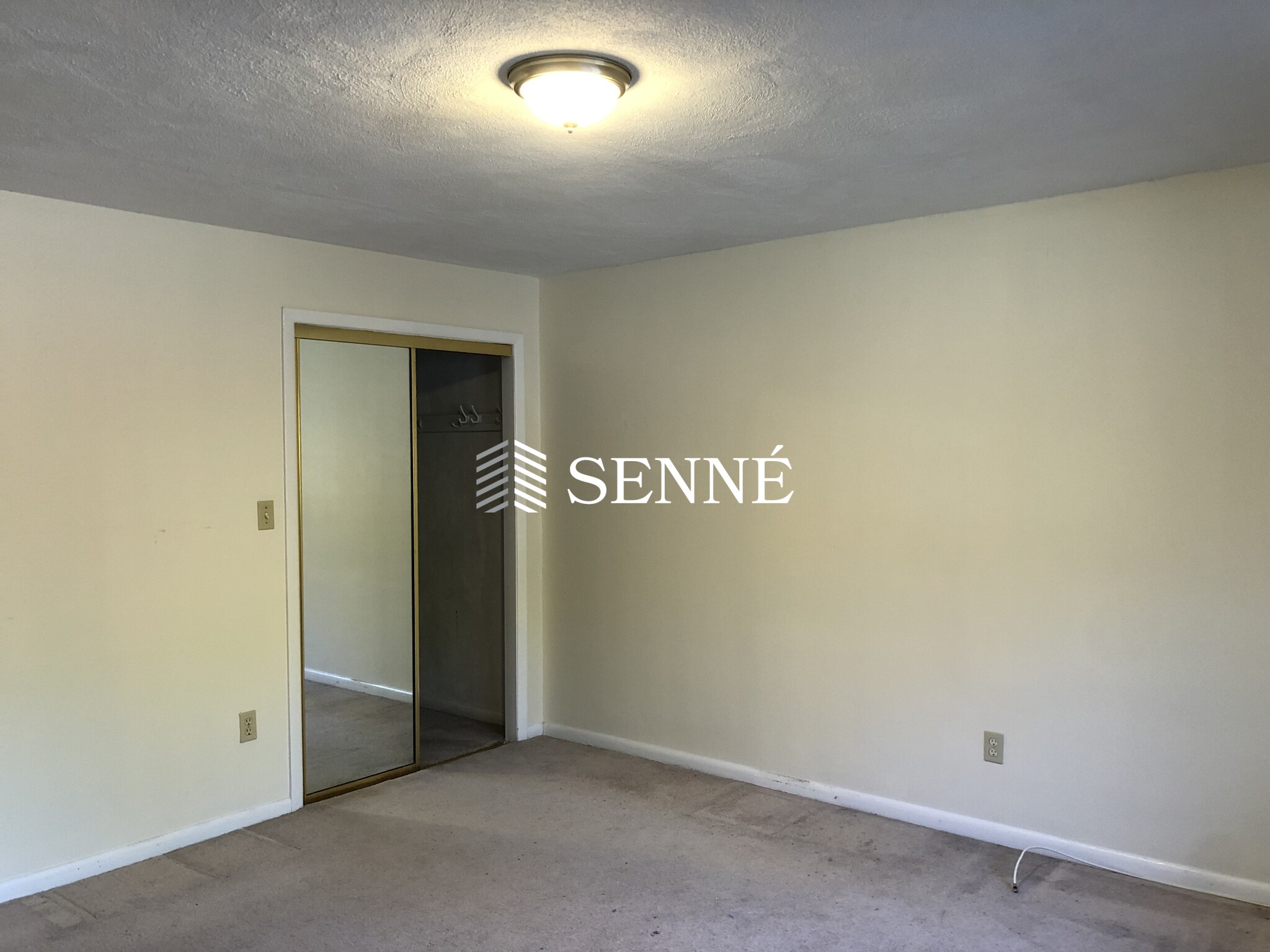 34 Hamilton Rd, Arlington