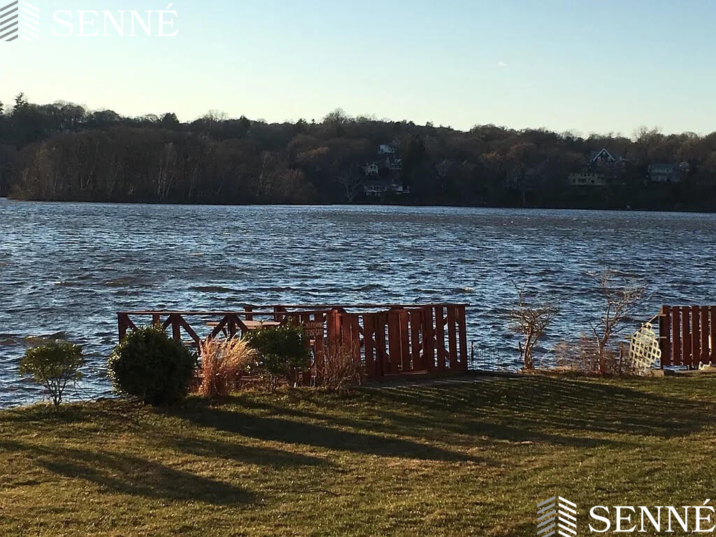 34 Hamilton Rd, Arlington