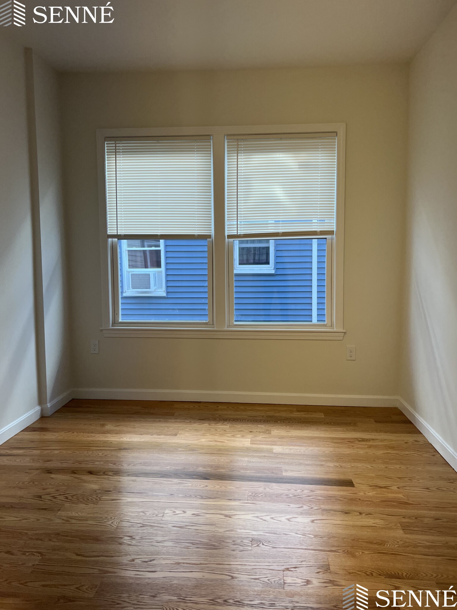 920 Hyde Park Ave, Hyde Park