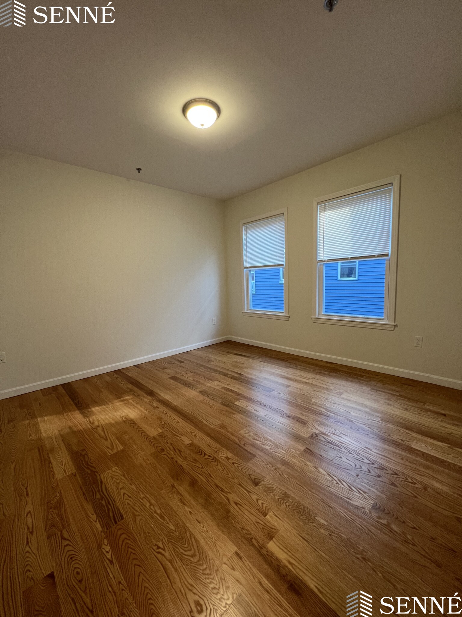 920 Hyde Park Ave, Hyde Park