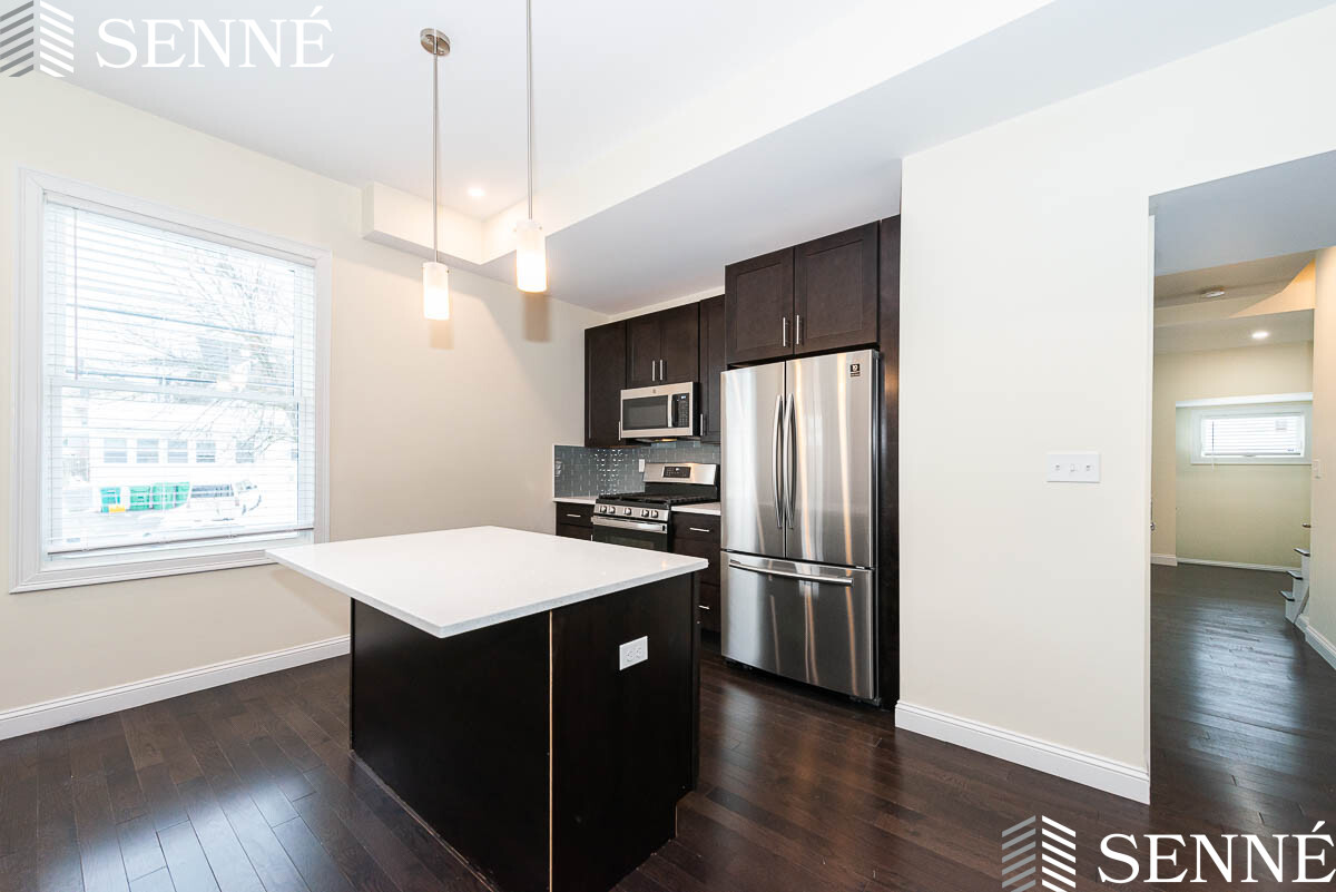 10 Marion, Davis Square