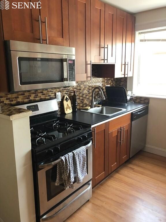 38 Day St, Davis Square