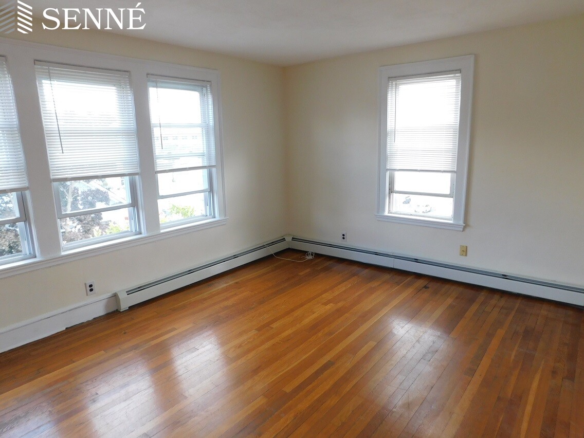 38 Day St, Davis Square