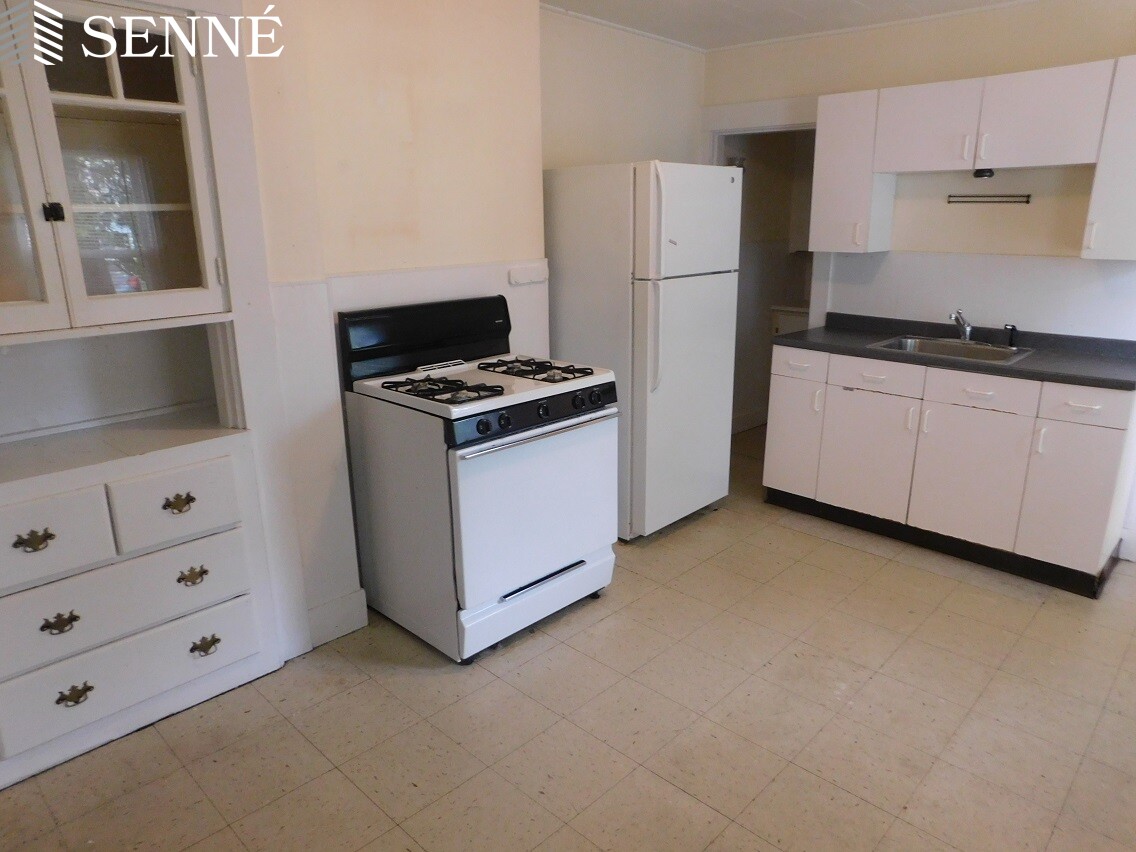 28 Cherry St, Porter Square