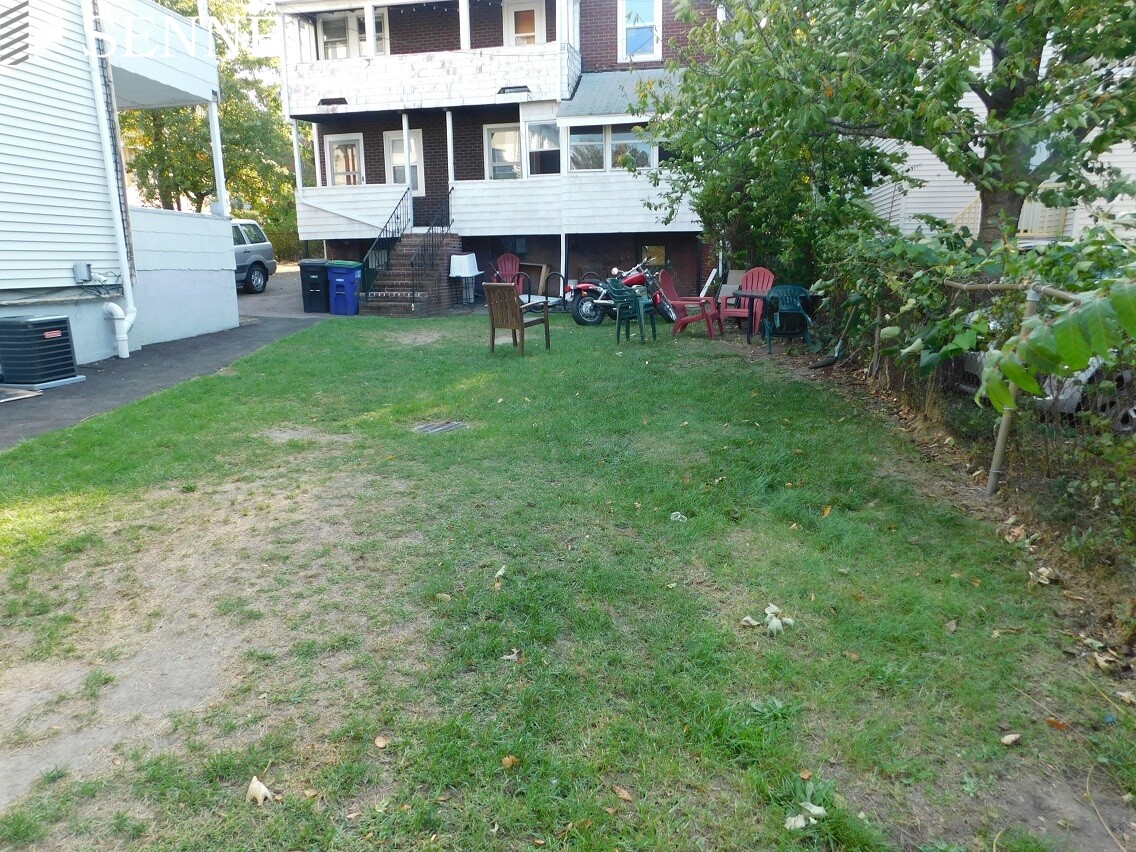 28 Cherry St, Porter Square