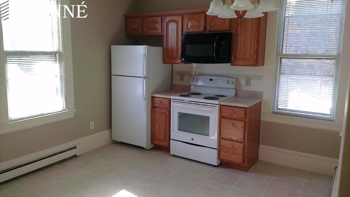 380 Broadway, Winter Hill