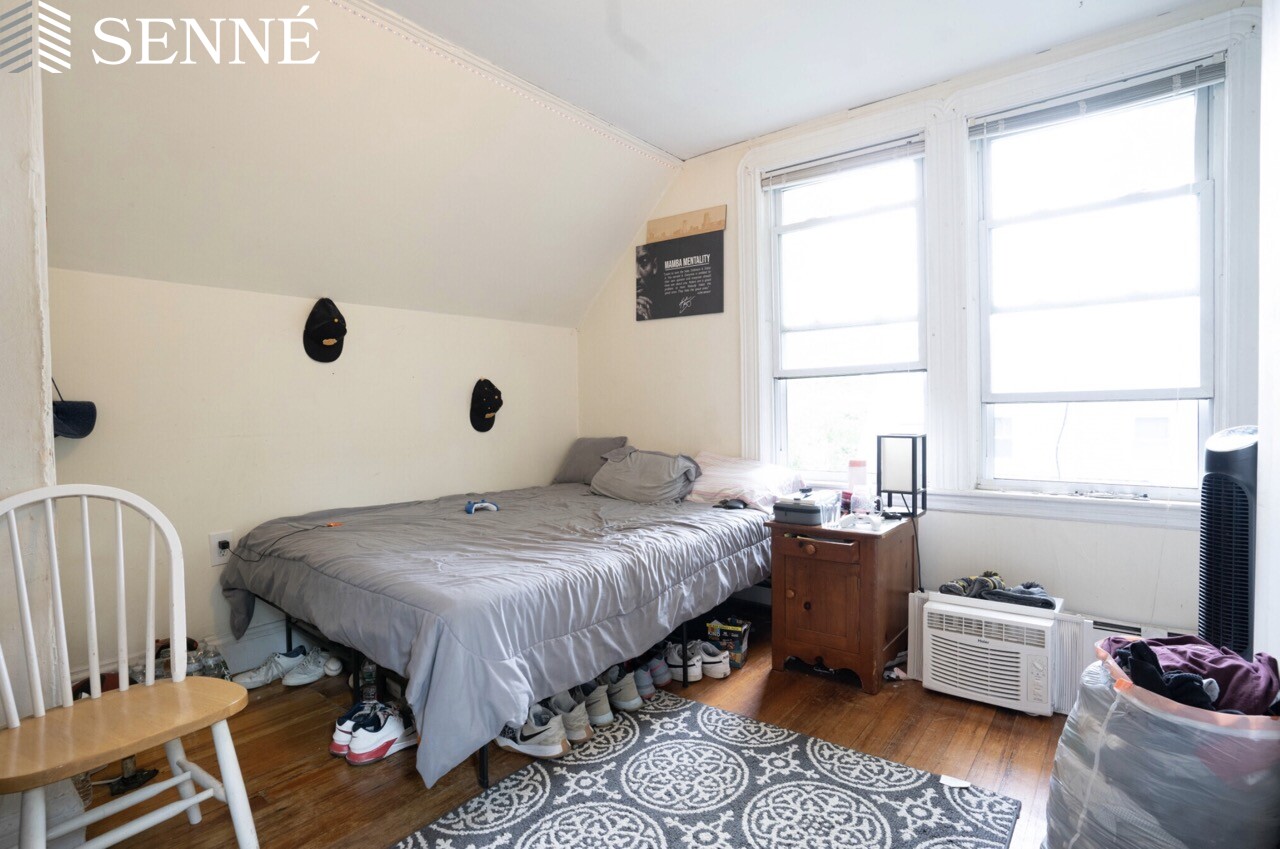 32 Gordon St, Allston