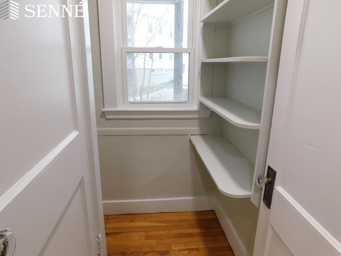 46 Concord Rd, Watertown