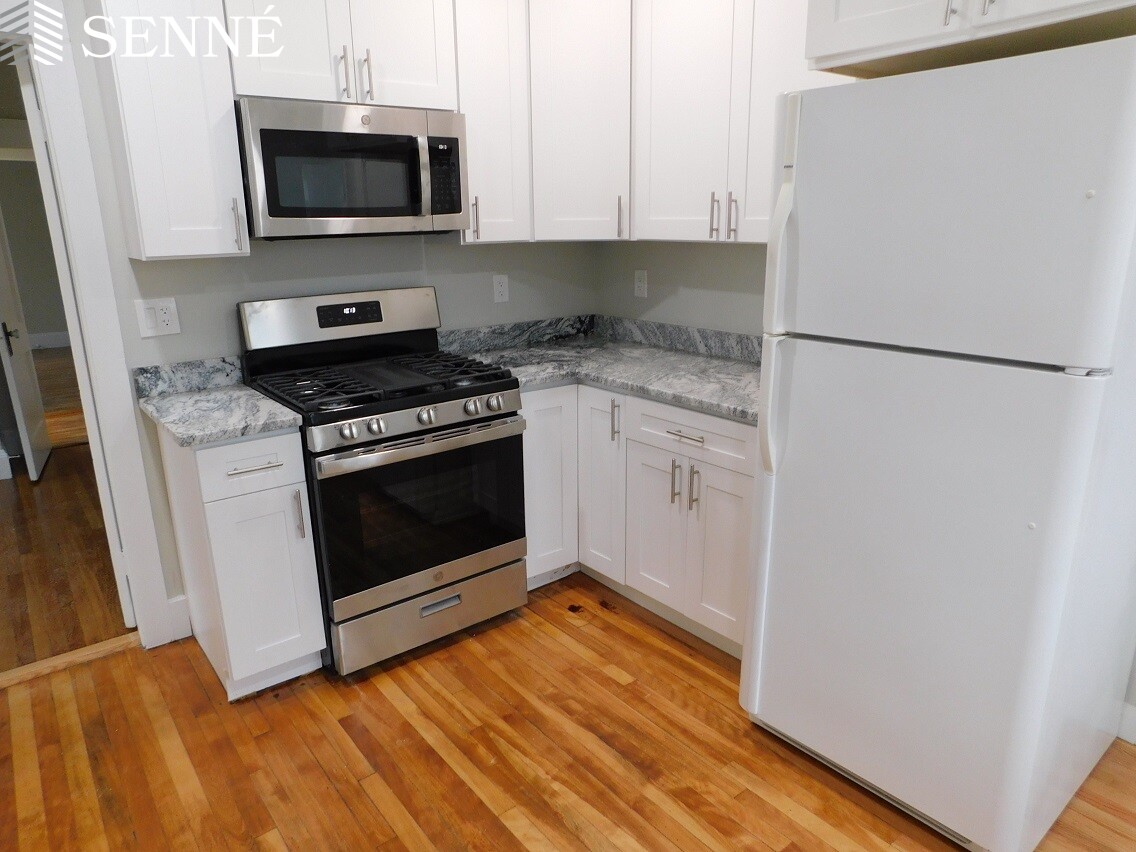 46 Concord Rd, Watertown