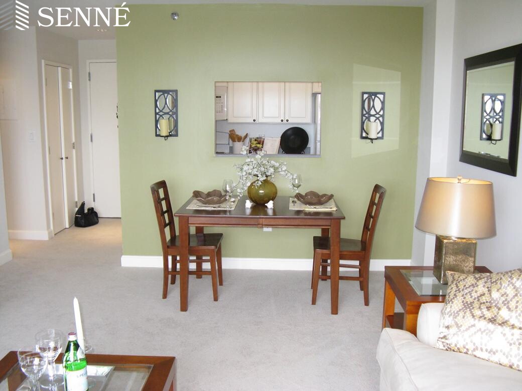 700 Huron Ave, Huron Village