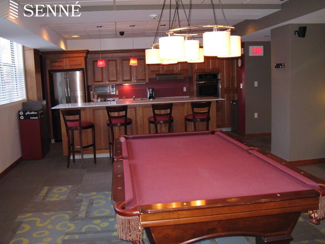 700 Huron Ave, Huron Village