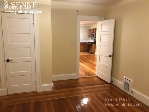 332 Beacon St, Porter Square