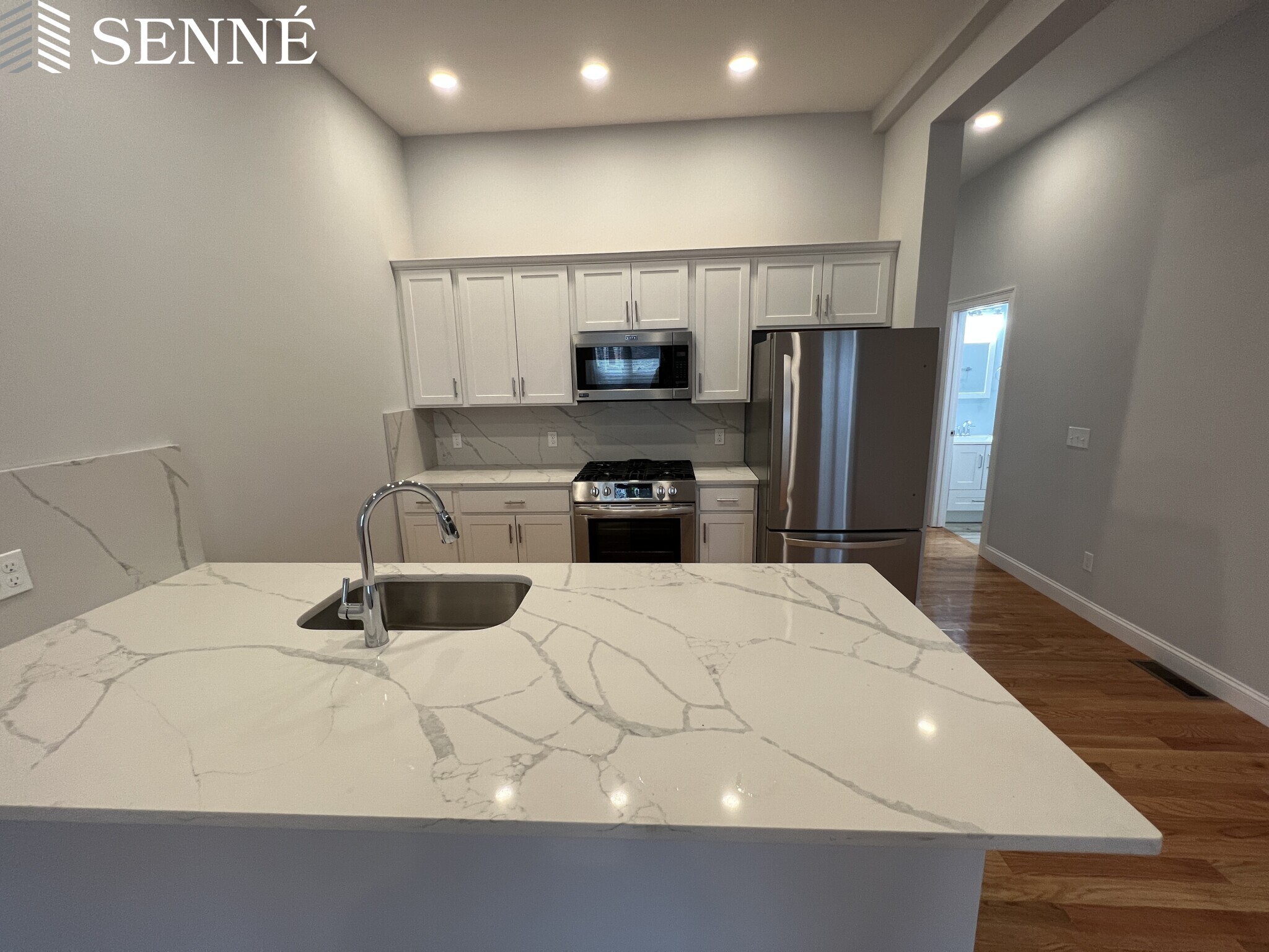 126 Cross St, East Somerville