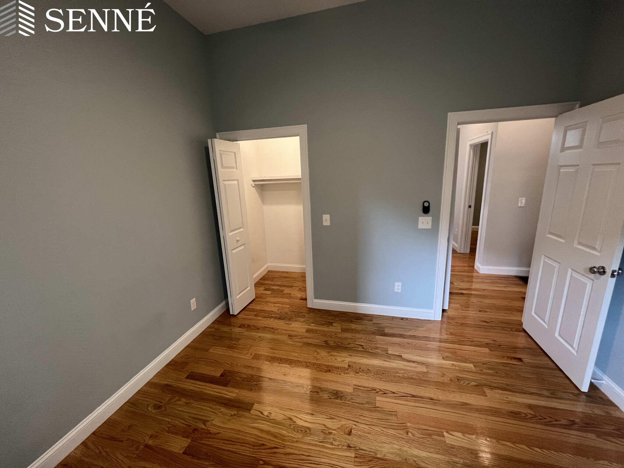 126 Cross St, East Somerville