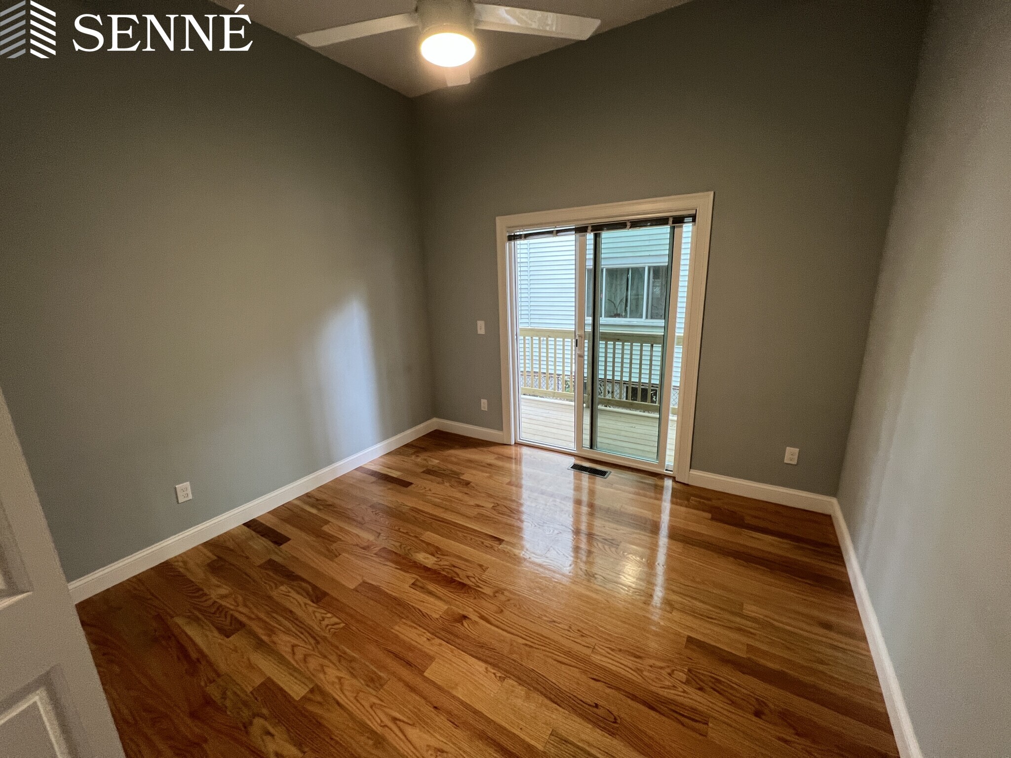 126 Cross St, East Somerville