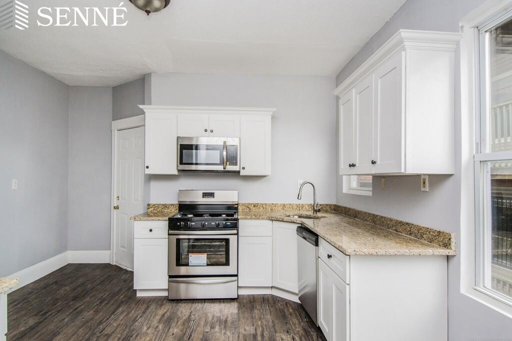 30 Harold St, Roxbury