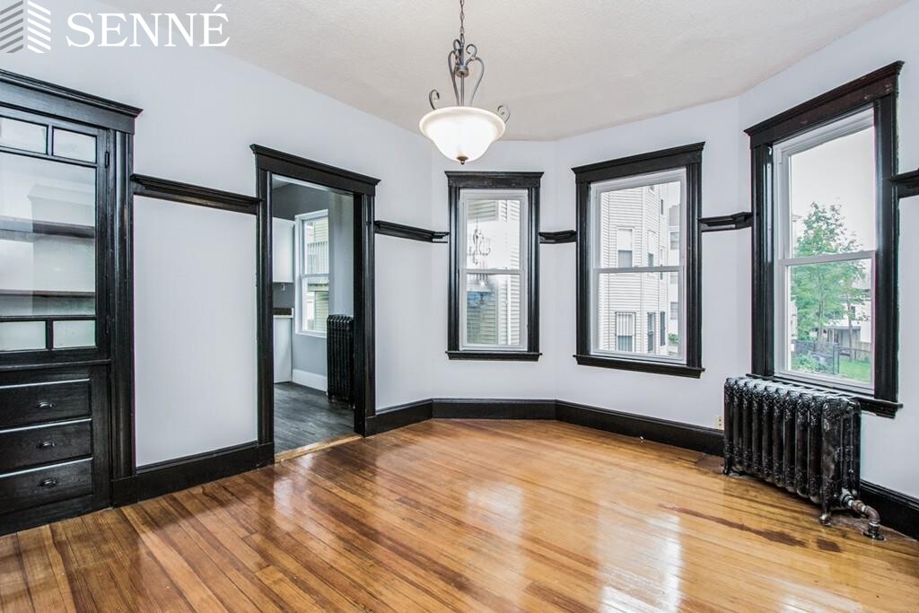 30 Harold St, Roxbury