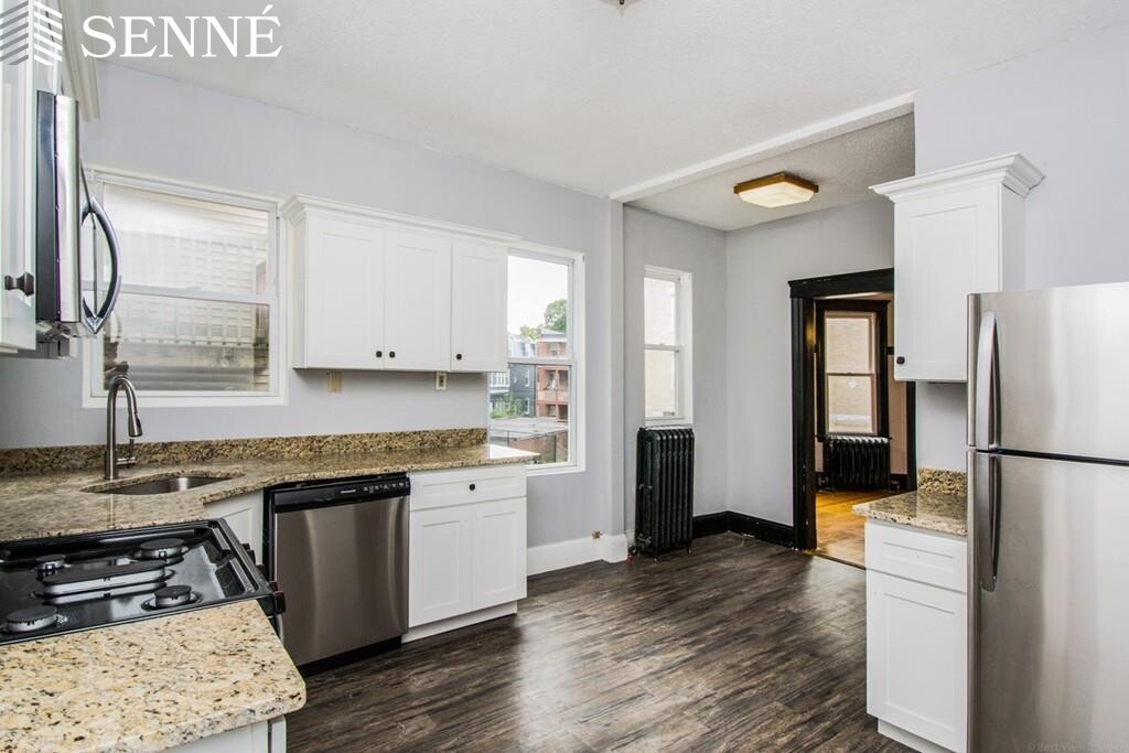 30 Harold St, Roxbury