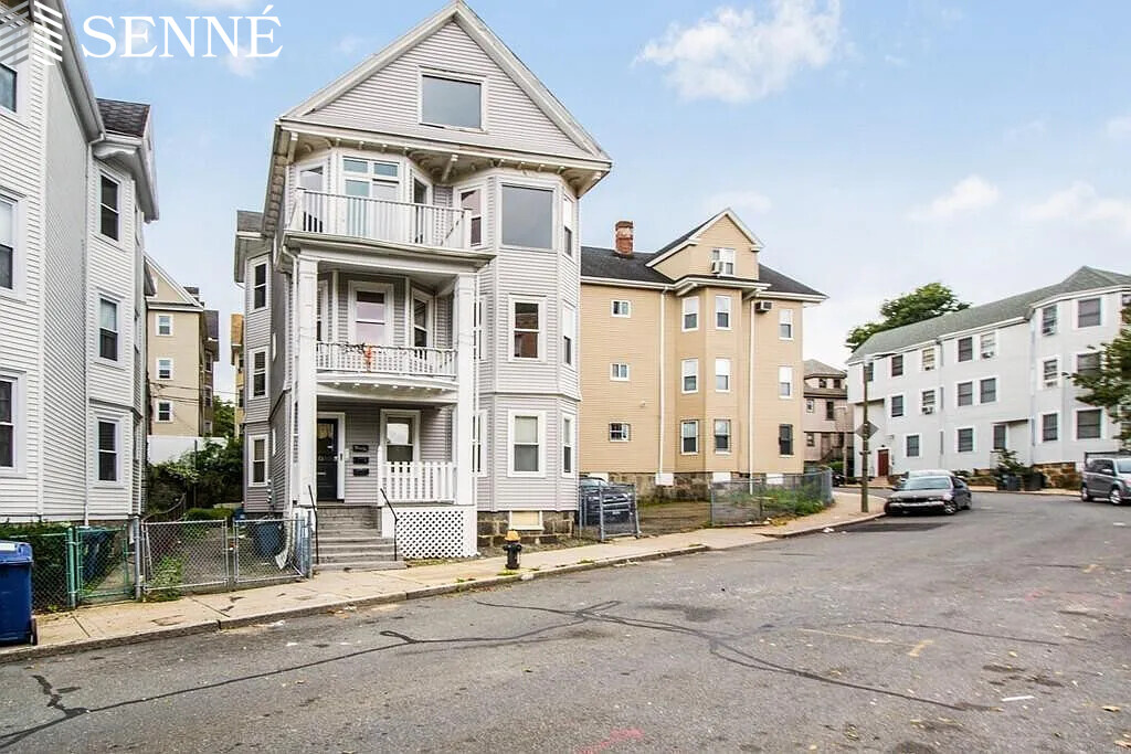 30 Harold St, Roxbury