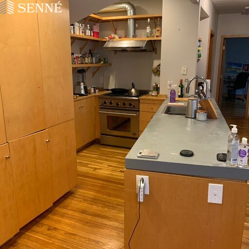 132 Columbia St, Cambridgeport