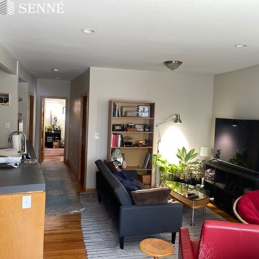 132 Columbia St, Cambridgeport