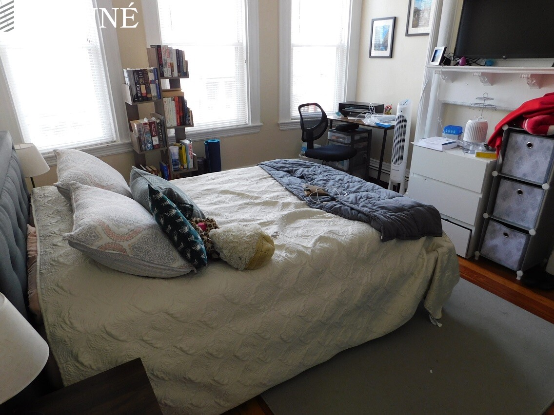 1264 Cambridge St, Inman Square