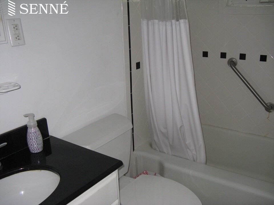 4 Garden Ct, Neighborhood Nine