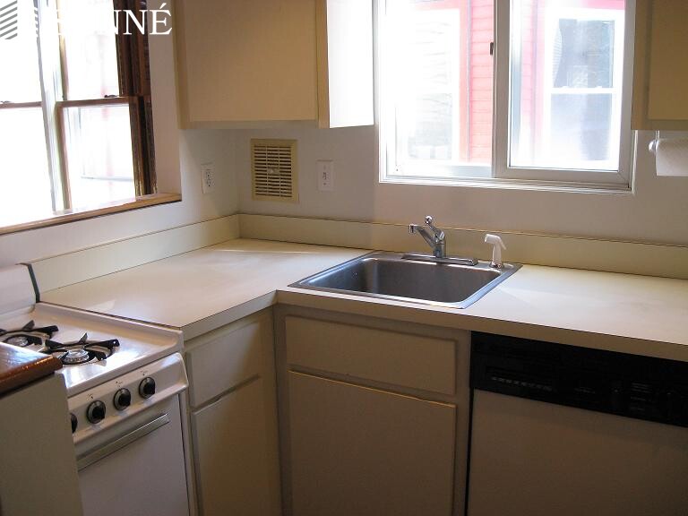 16 Upland Rd, Porter Square