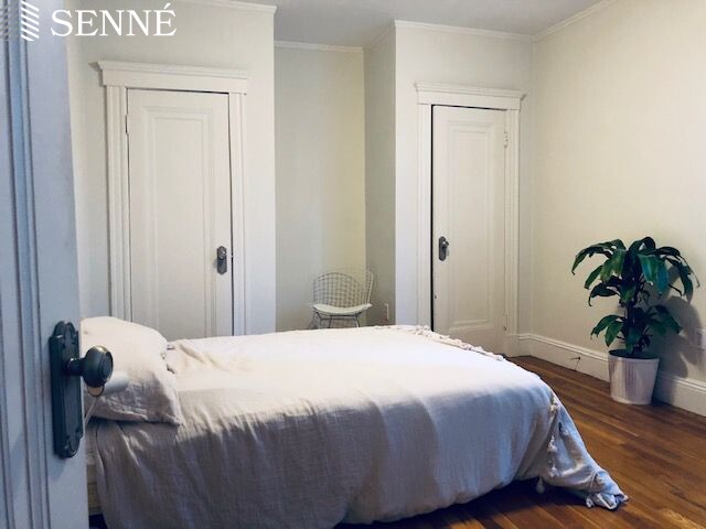 1699 Cambridge St, Central Square