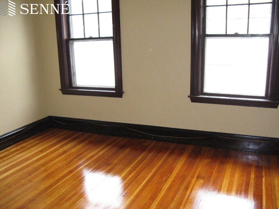 19 Edward T Sullivan Rd, West Cambridge