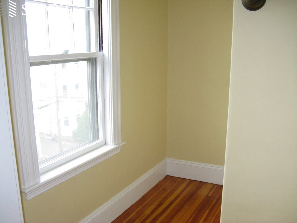 19 Edward T Sullivan Rd, West Cambridge