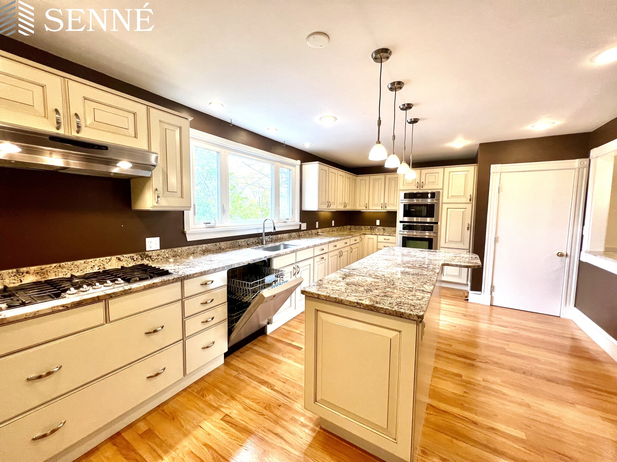 47 Waterhouse St, Teele Square