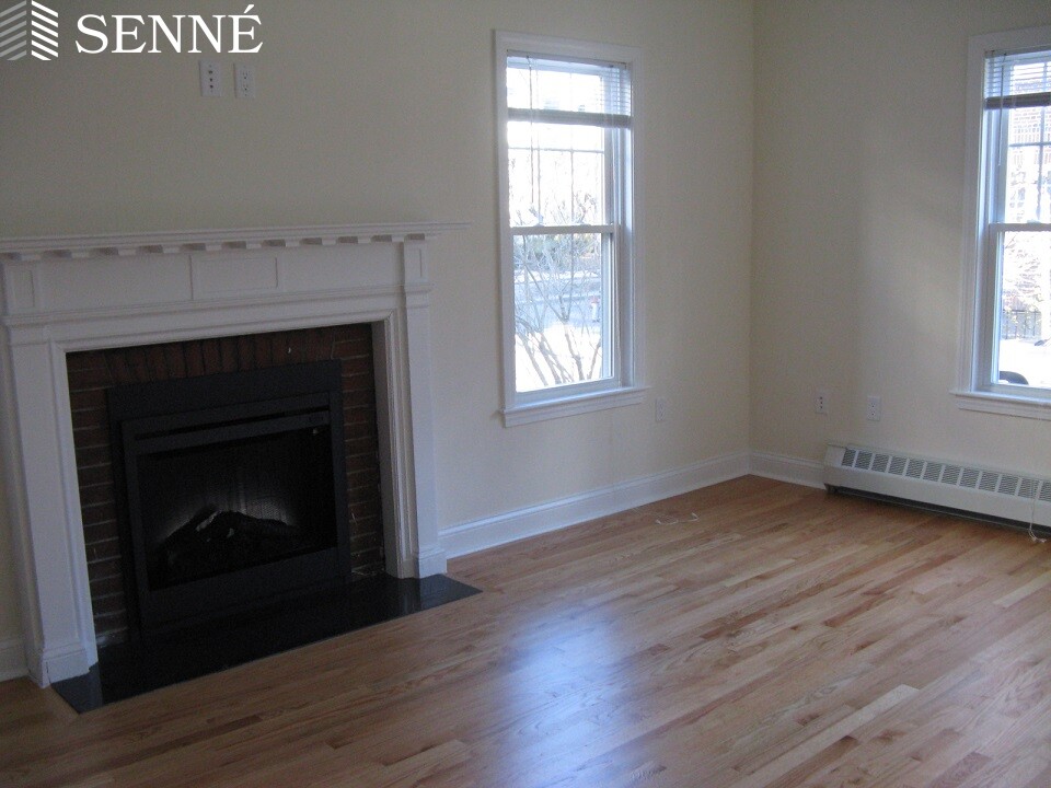 65 Langdon St, Harvard Square