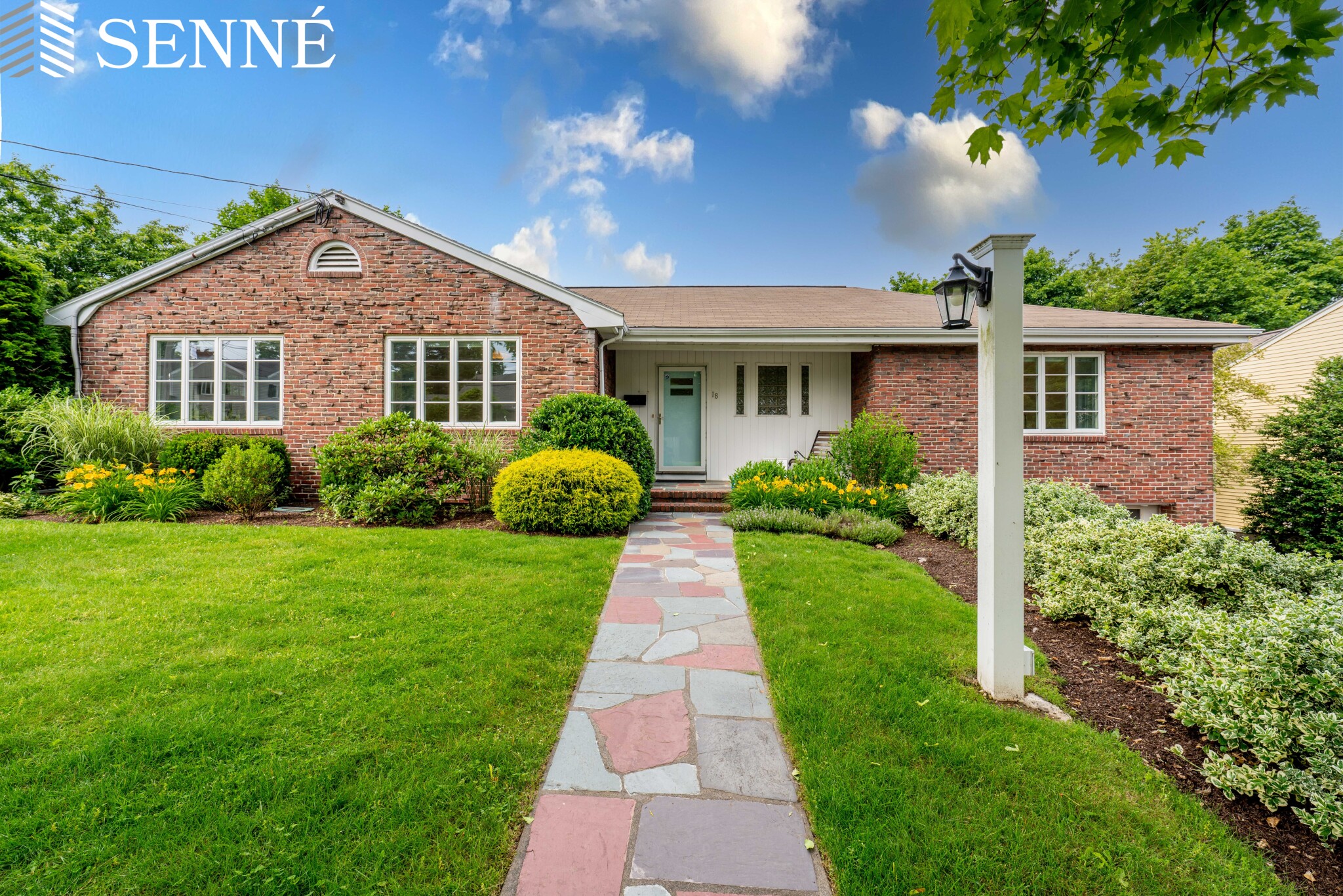 18 Beverly Rd, Arlington