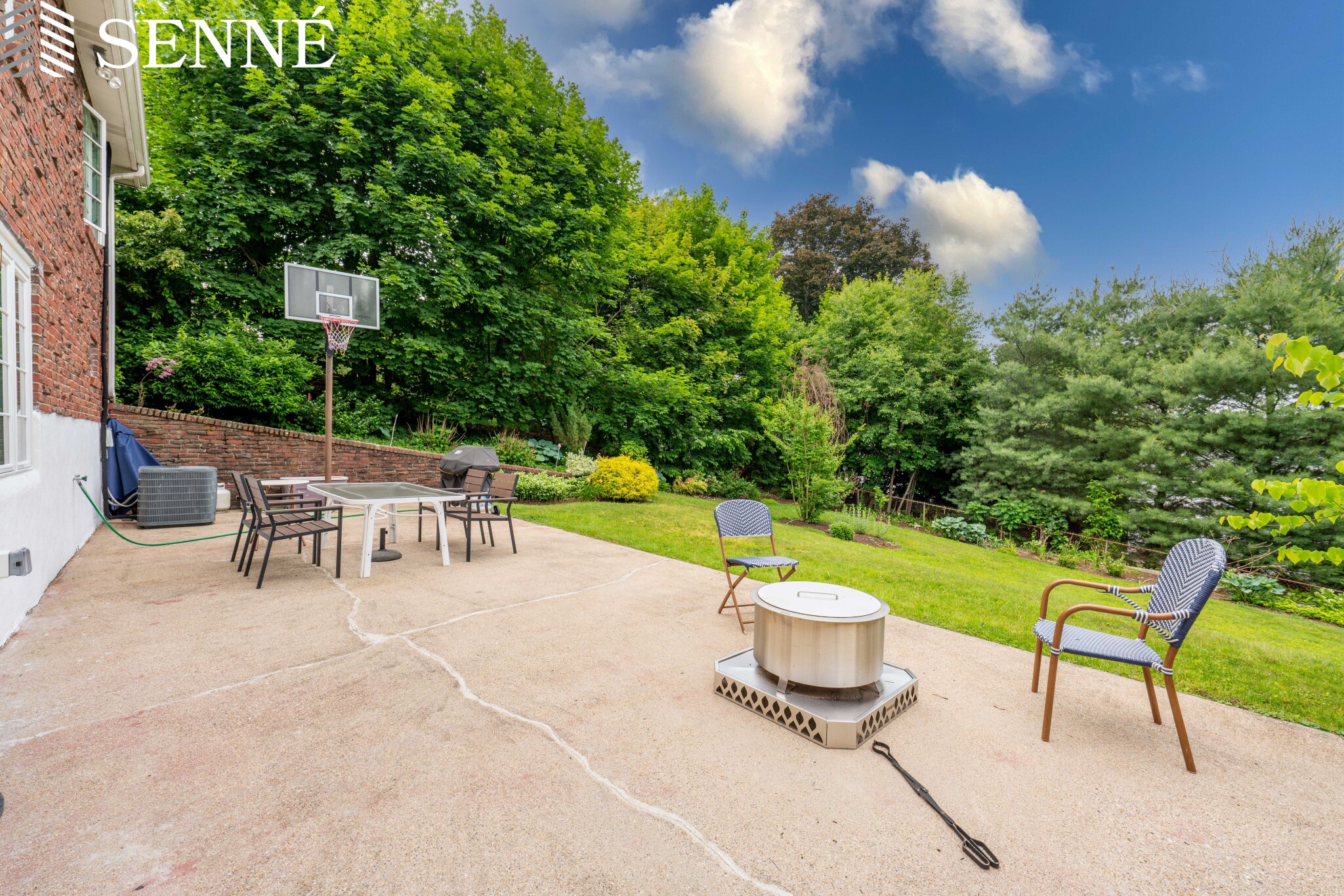 18 Beverly Rd, Arlington