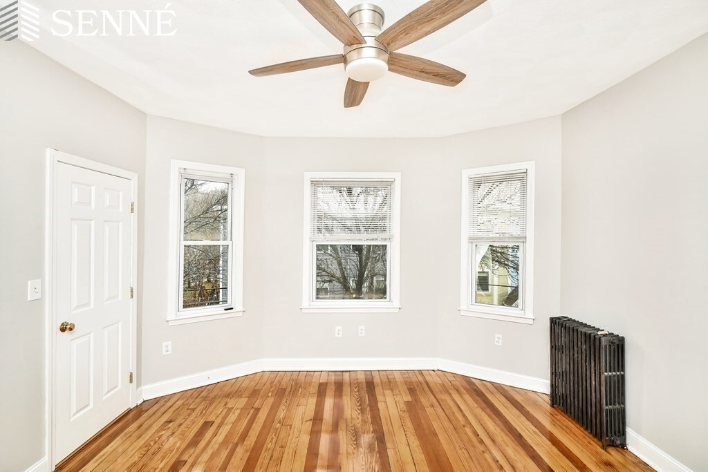 109 Walnut St, Gilman Square