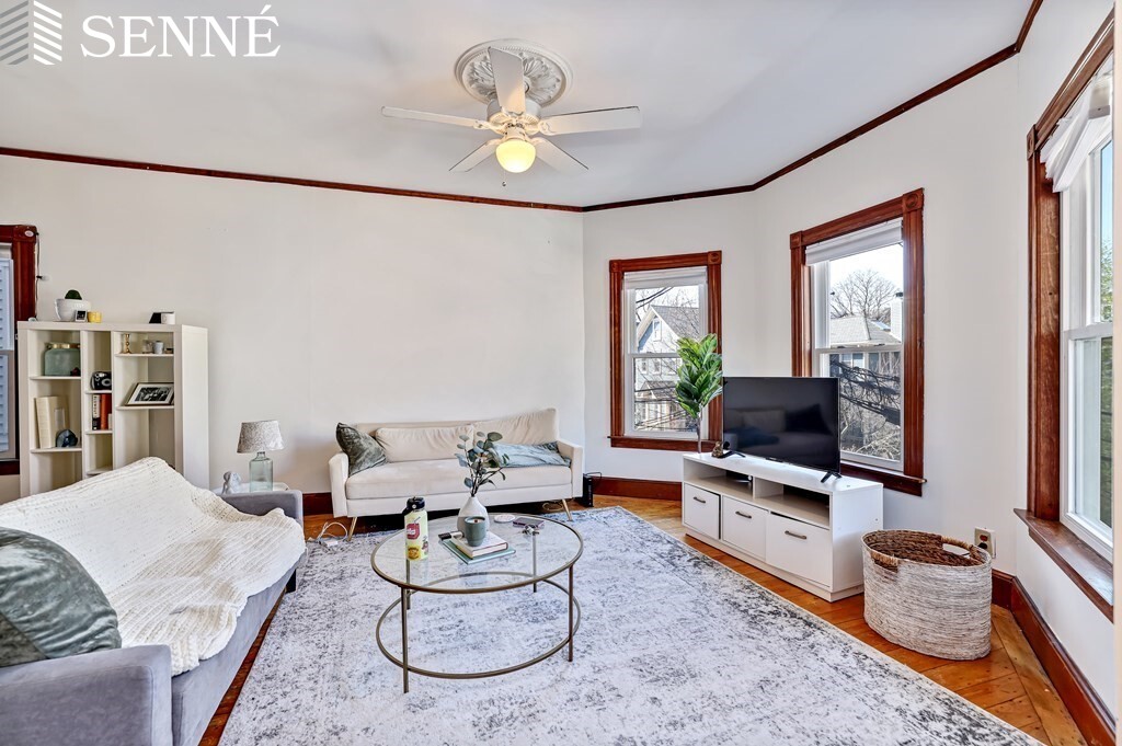 26 Crescent, Porter Square