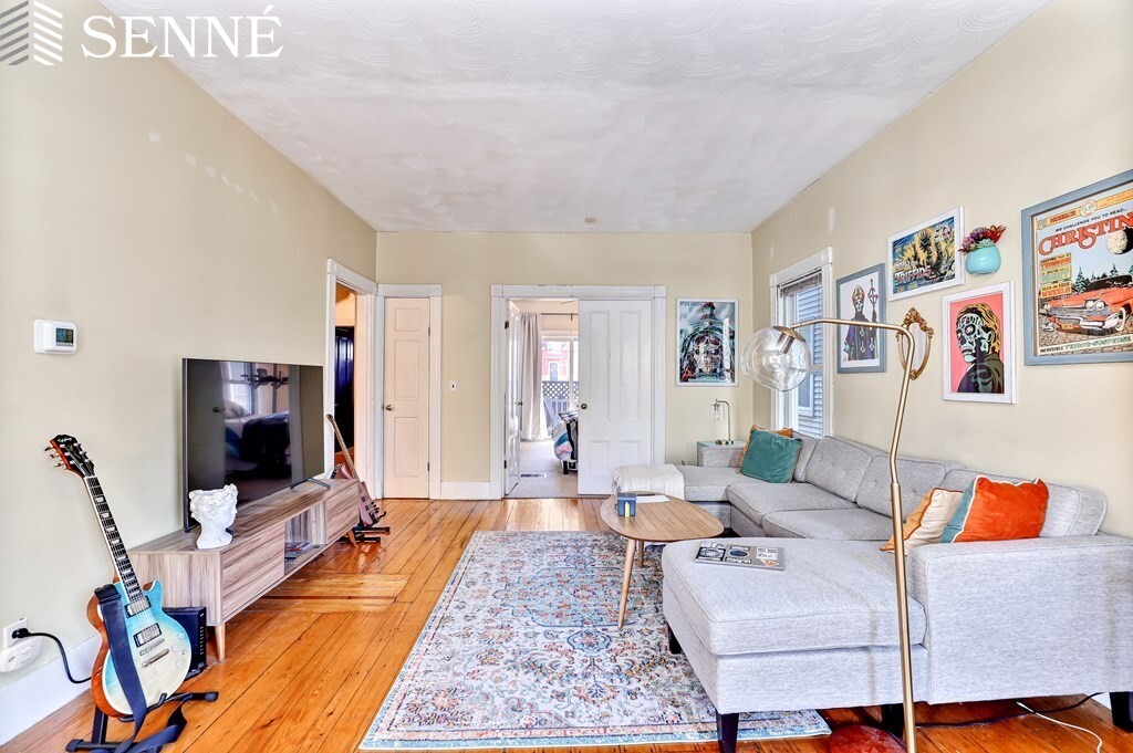 26 Crescent, Porter Square