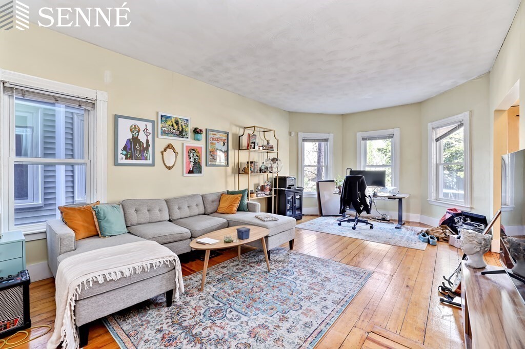 26 Crescent, Porter Square