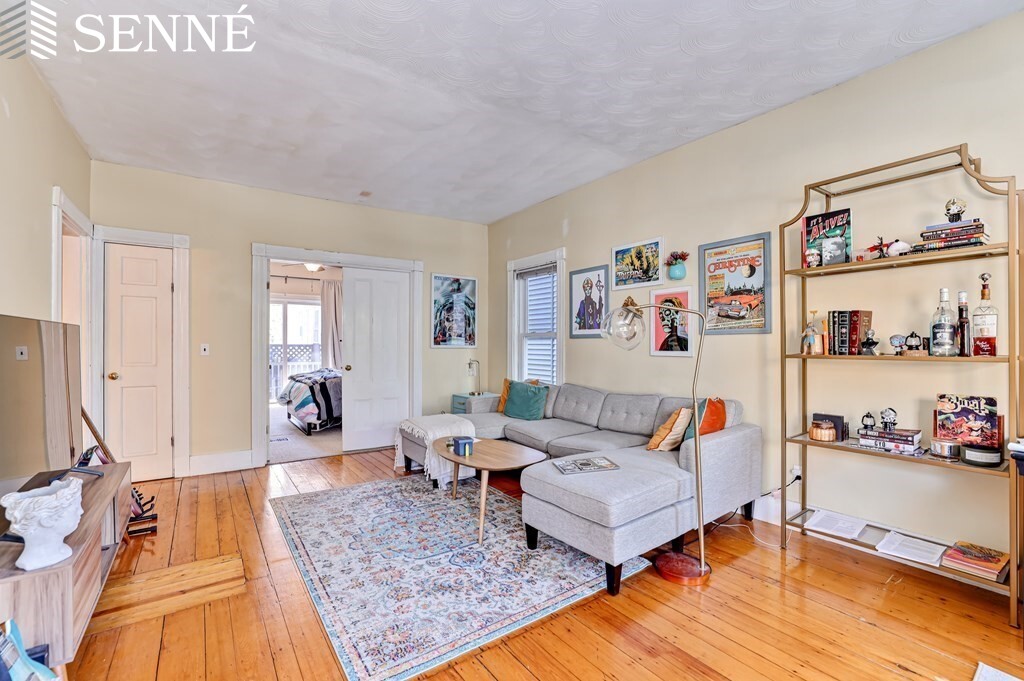 26 Crescent, Porter Square