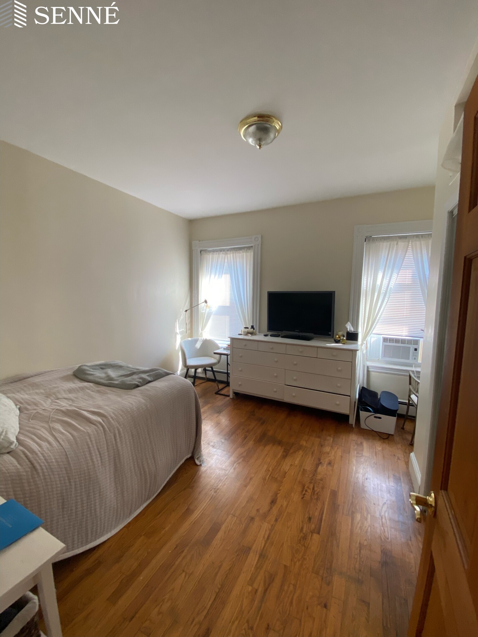 76 Fairmont St, Cambridgeport