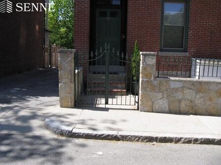 76 Fairmont St, Cambridgeport