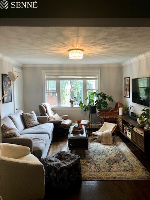 50 Aldrich Rd, East Watertown