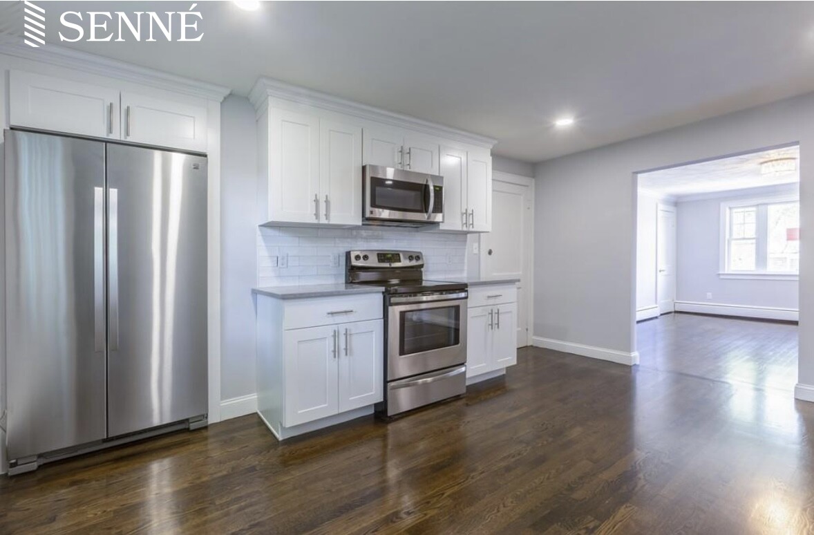 50 Aldrich Rd, East Watertown