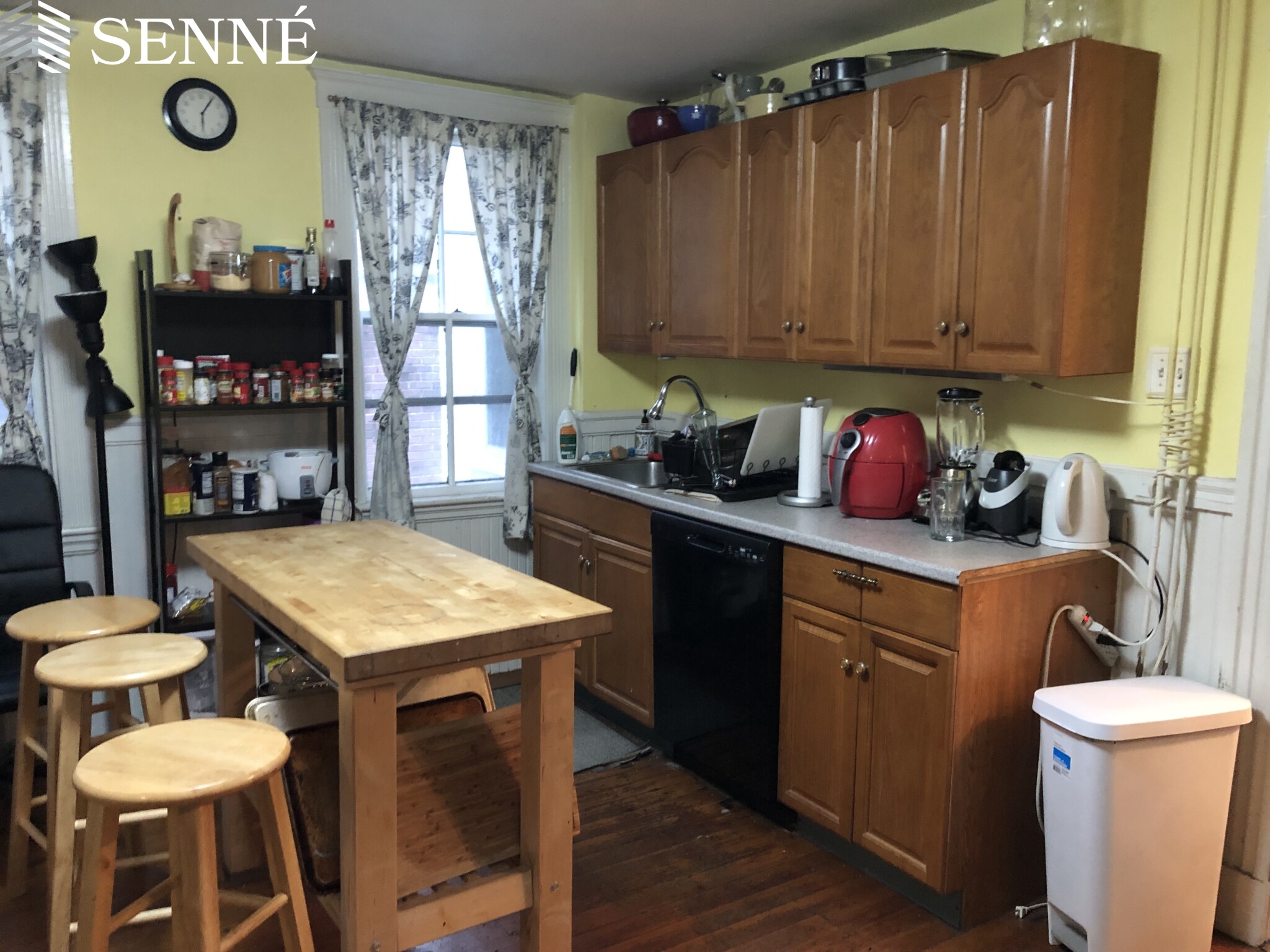 33 Beacon St, Prospect Hill