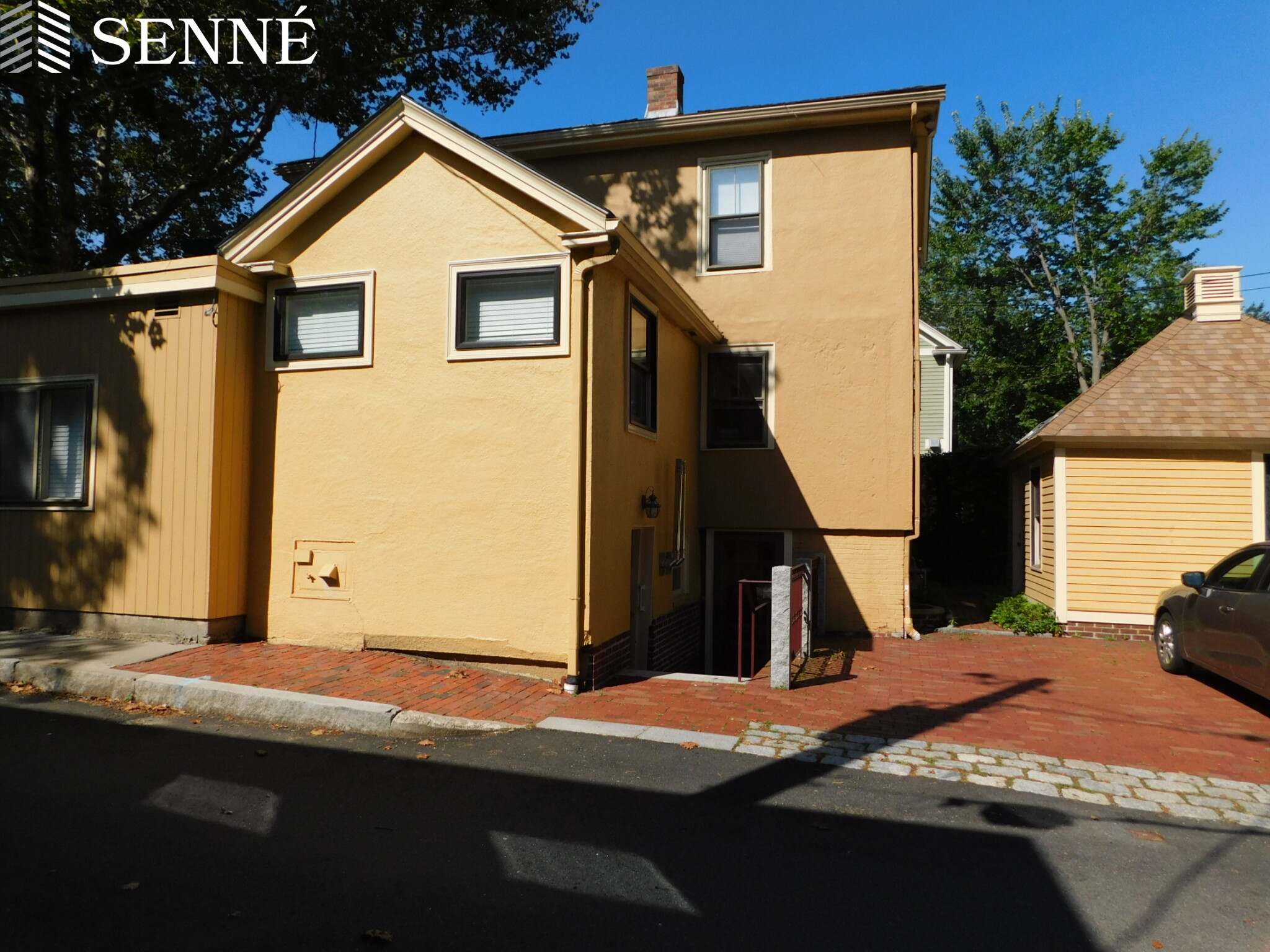 261 Mount Auburn St, Harvard Square