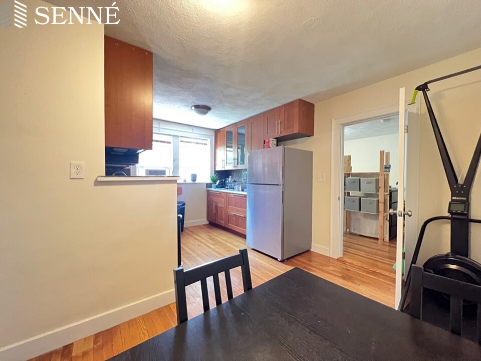 38 Day St, Davis Square