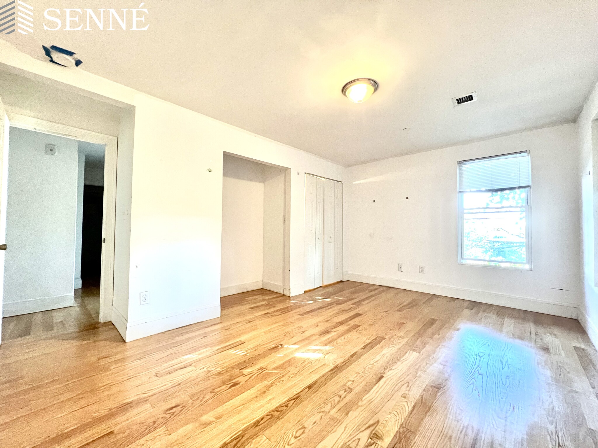 28 Fisher Ave, Roxbury