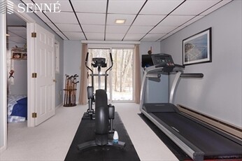 21 Greystone Ct, Burlington